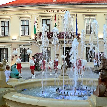 Sárvárfürdő Apartmanház Exterior foto