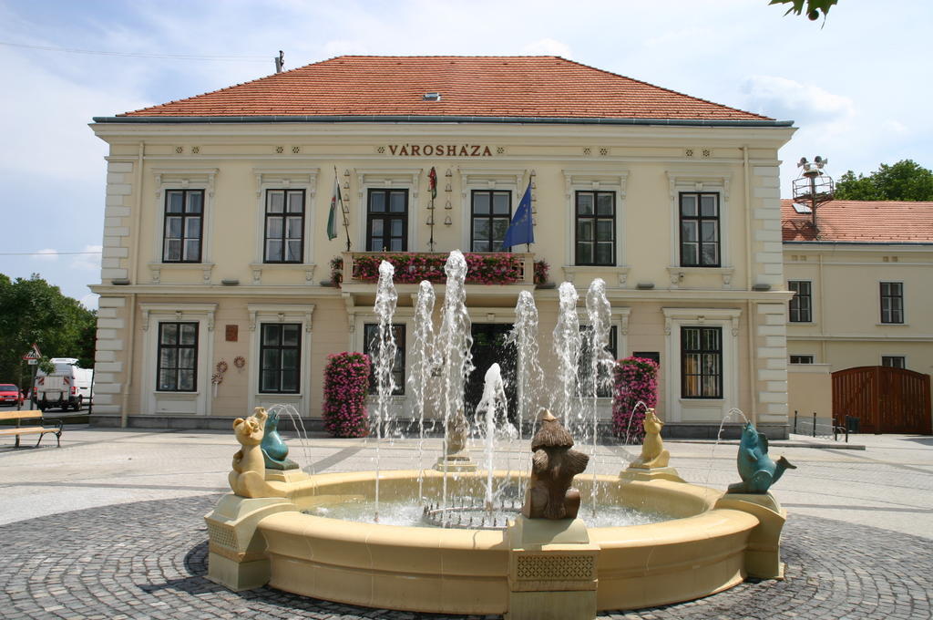 Sárvárfürdő Apartmanház Exterior foto